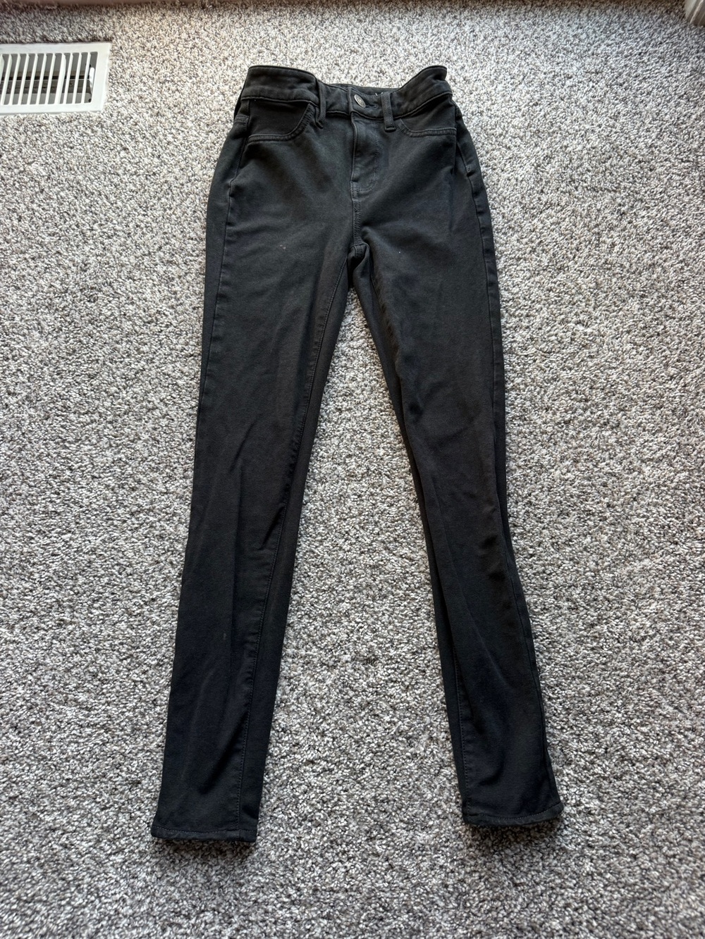 American Eagle Outfitters black skinny jeans